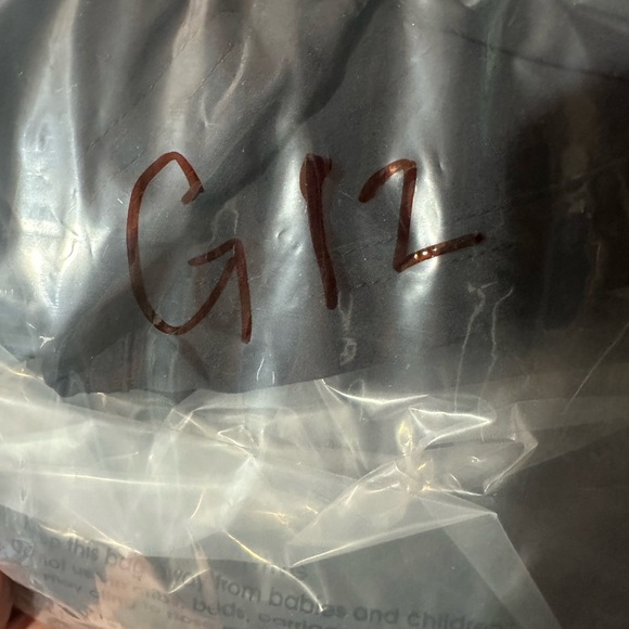 Marmot Minimalist Pant. Rain Pants. Women's Size 4. Black. - Picture 11 of 11